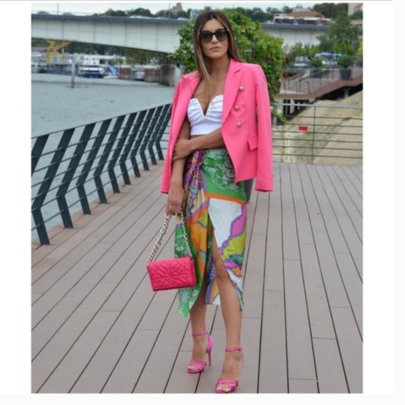 Zara Dresses & Skirts - Zara Printed High Waisted Skirt With Knot Pareo MIDI Green Paisley Small